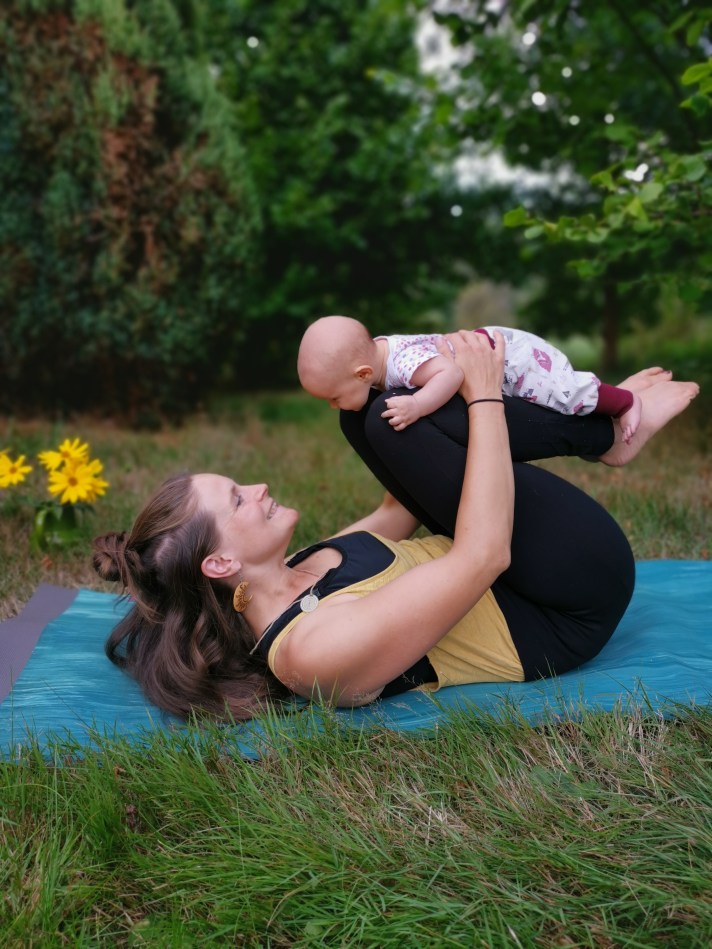 Mama und Baby Yoga
